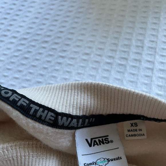 Vans Off The Wall Woman’s Crop Top - Picture 5 of 8